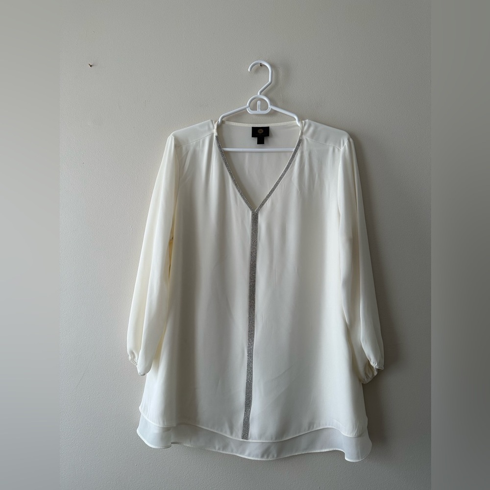 JM Collection Jeweled Tiered-Hem Blouse Ivory Layered Size L - Picture 2 of 9